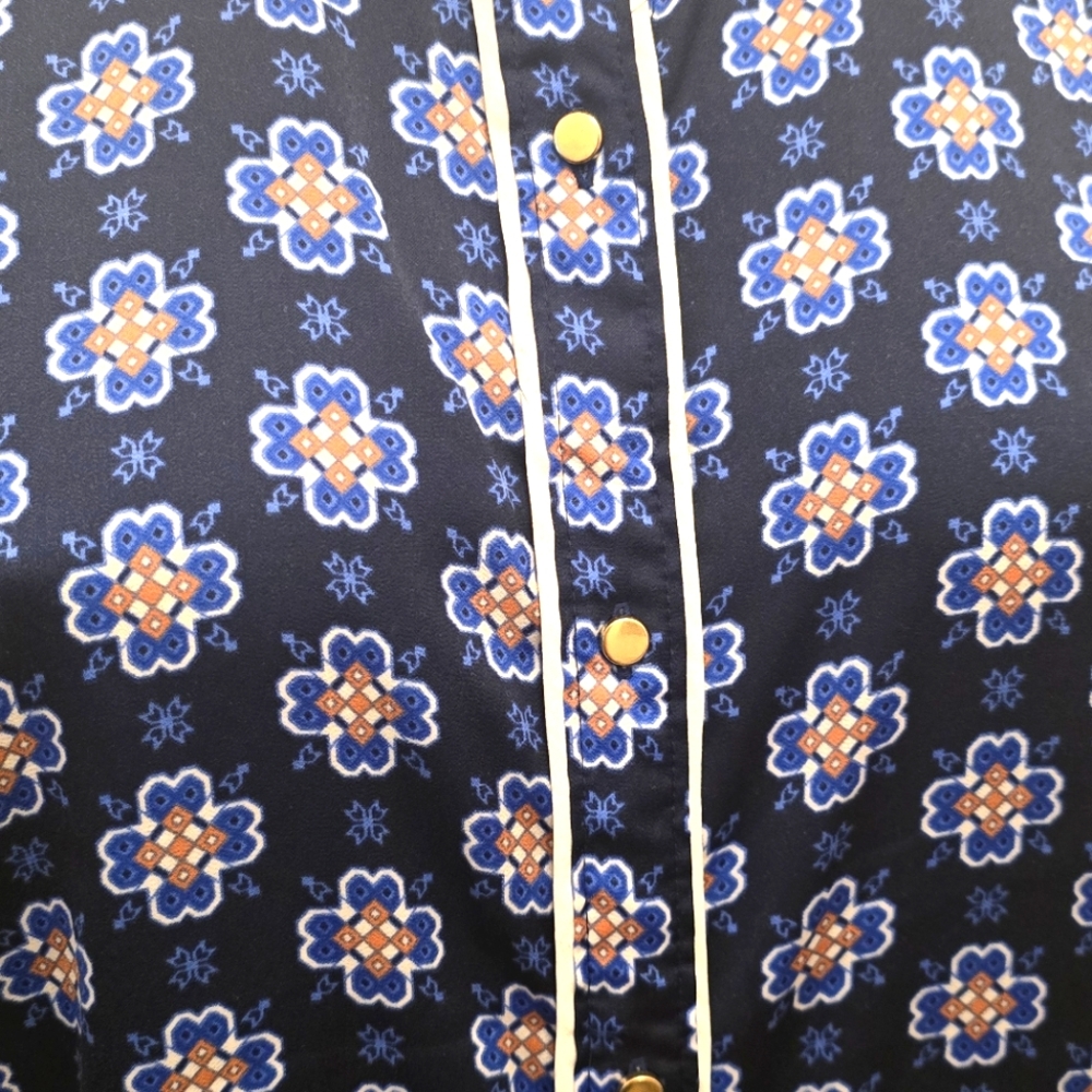 Satin Patterned Top - Picture 3 of 6